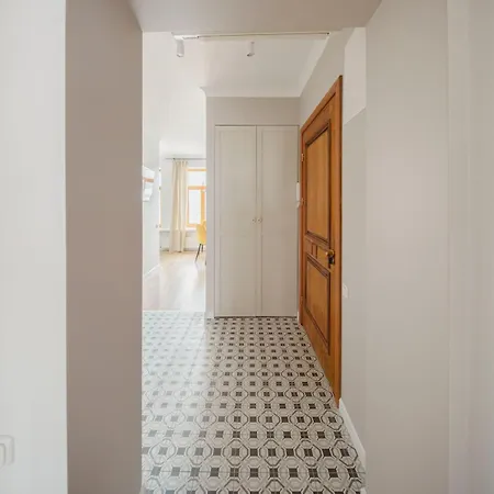 Designer Apartment, Free Parking 아파트